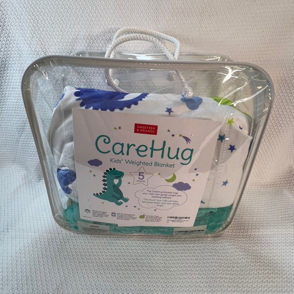 Sweetzer & Orange Other - Sweetzer & Orange CareHug Kids Weighted Blanket 5 lbs Sleepy Dinosaurs Blue